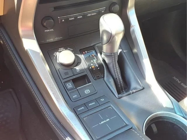 Used 2016 White Lexus  image 9