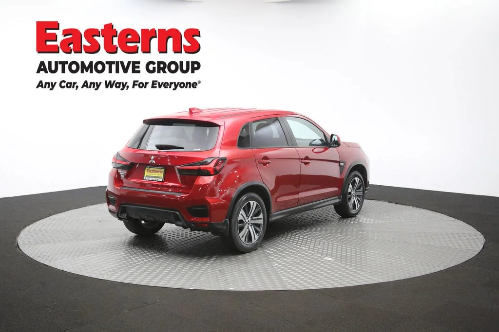 Used 2023 Red Mitsubishi 2.0 ES image 38