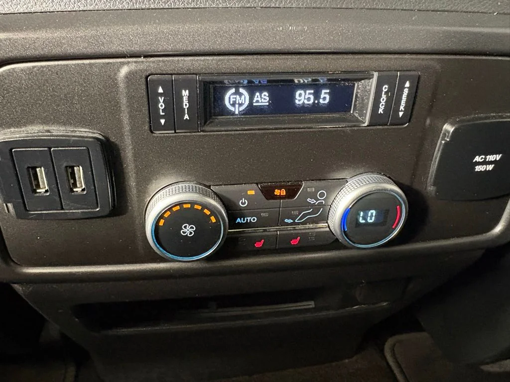Used 2020 Black Ford Limited image 40