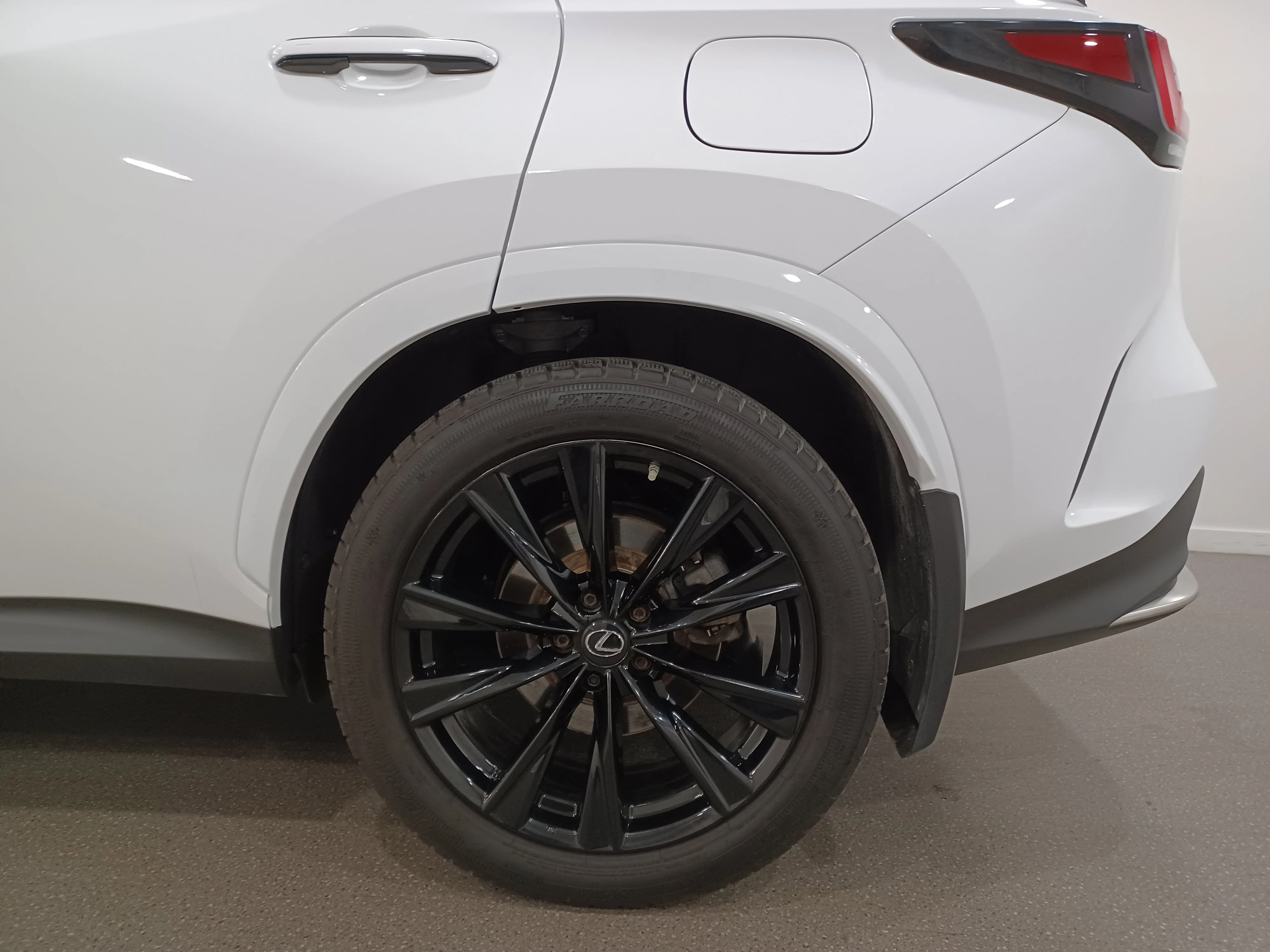 Certified Used 2022 Ultra White Lexus F-Sport *Adaptive Cruise | Cooled Lthr | Sunroof | Htd Wheel | Blind Spot Detect | Lane Keep Assist image 21