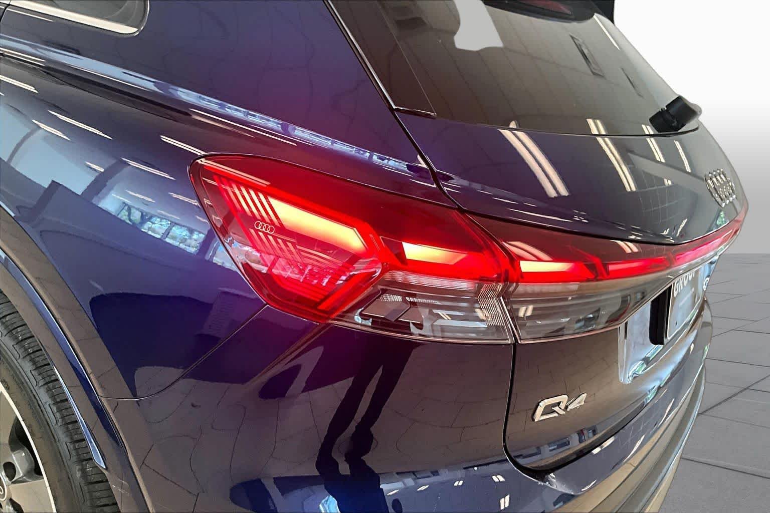 Used 2022 Navarra Blue Metallic Audi Prestige image 27
