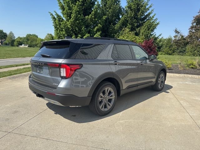New 2026 Carbonized Gray Metallic Ford Active image 5
