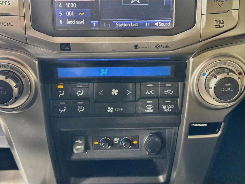 Used 2014 Nautical Blue Toyota Limited image 18