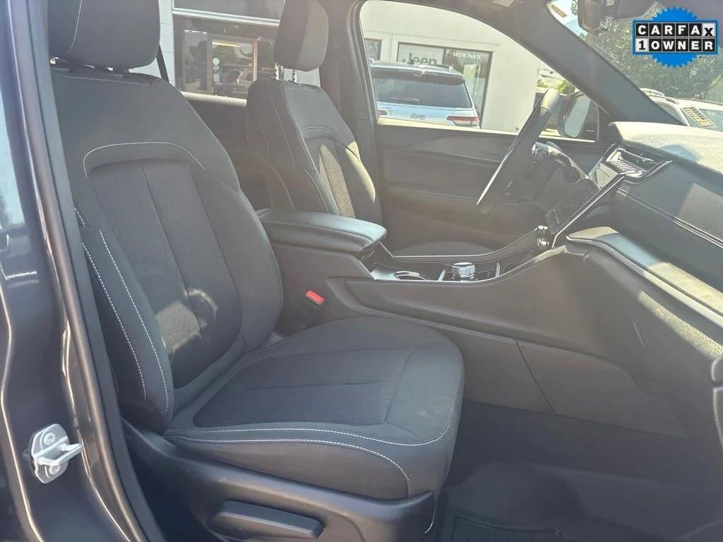 2025 Jeep Grand Cherokee L Laredo - Photo 12
