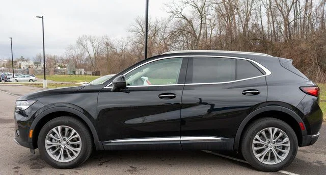 Used 2023 Black Buick Preferred image 9