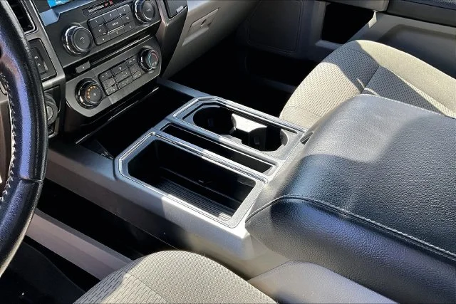 Used 2018 Shadow Black Ford XLT image 16