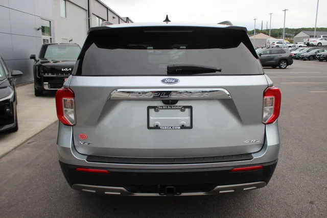 Used 2021 Silver Ford XLT image 32