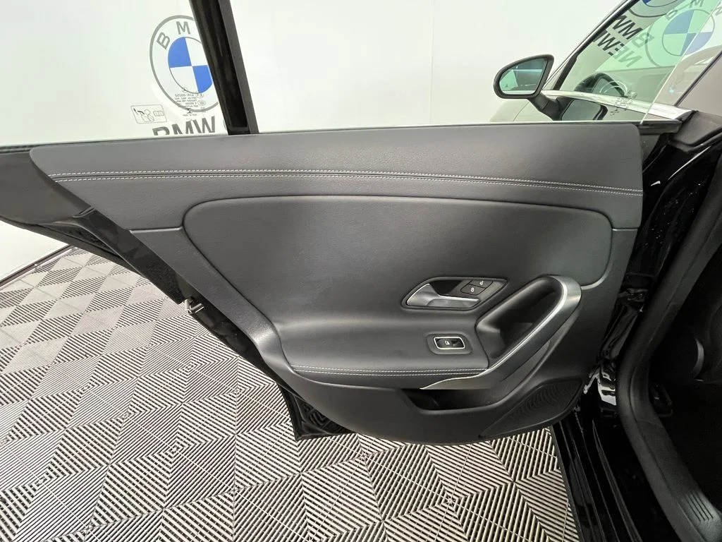 Used 2021  Mercedes-Benz CLA 250 image 23