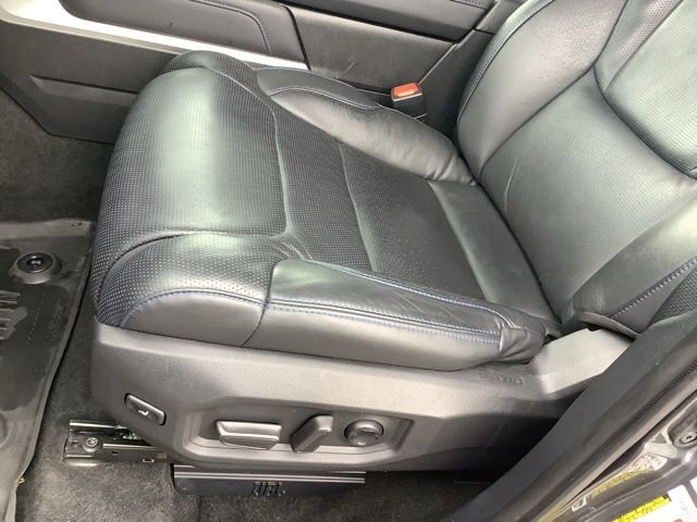 Used 2023 Magnetic Gray Metallic Toyota Platinum image 8