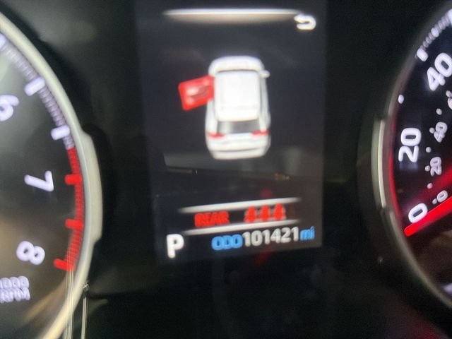 2021 Toyota RAV4 LE - Photo 13