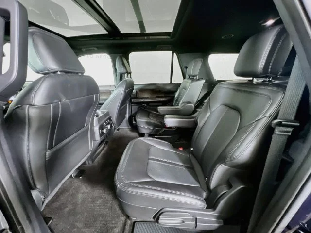 Used 2021 Blue Ford Limited image 24