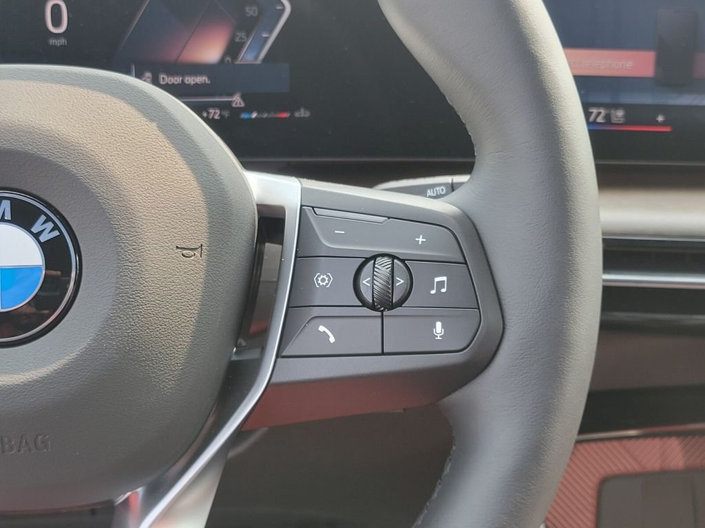 2025 BMW X1 28i - Photo 31