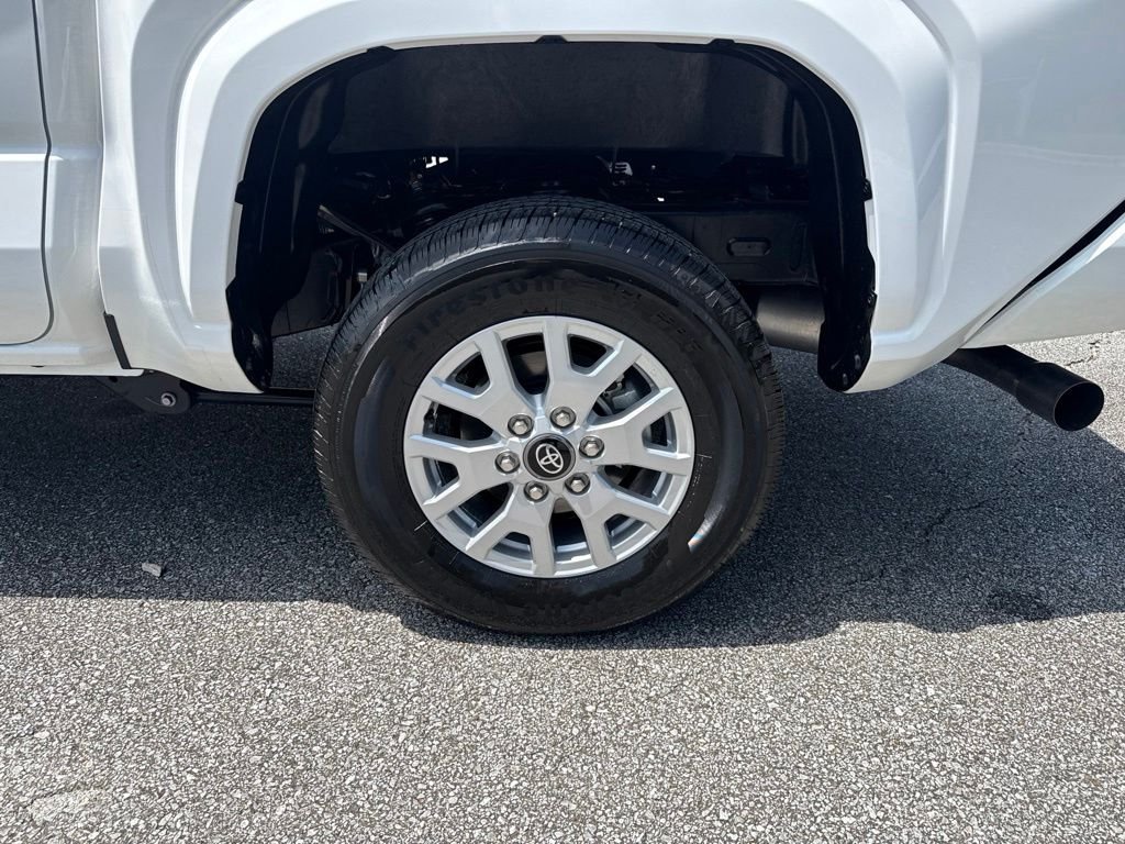 Used 2026 White Toyota SR5 image 20