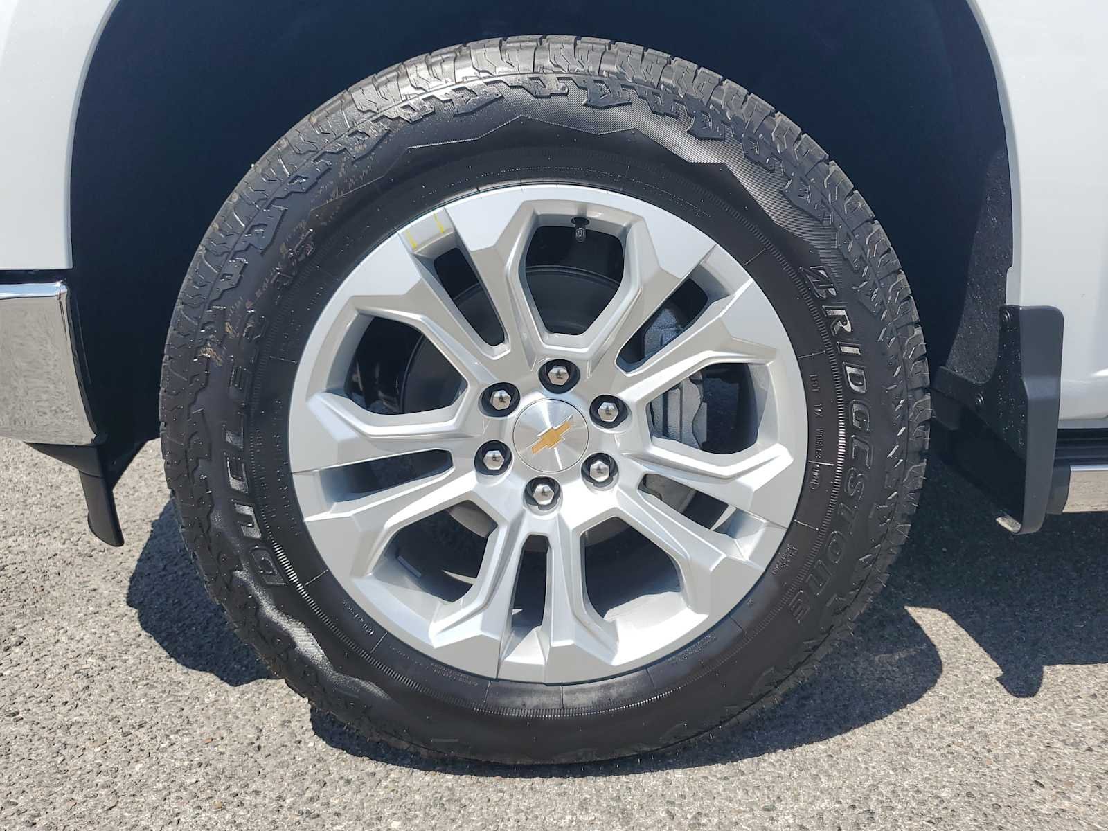 New 2026 Polar White Tricoat Chevrolet LTZ image 11
