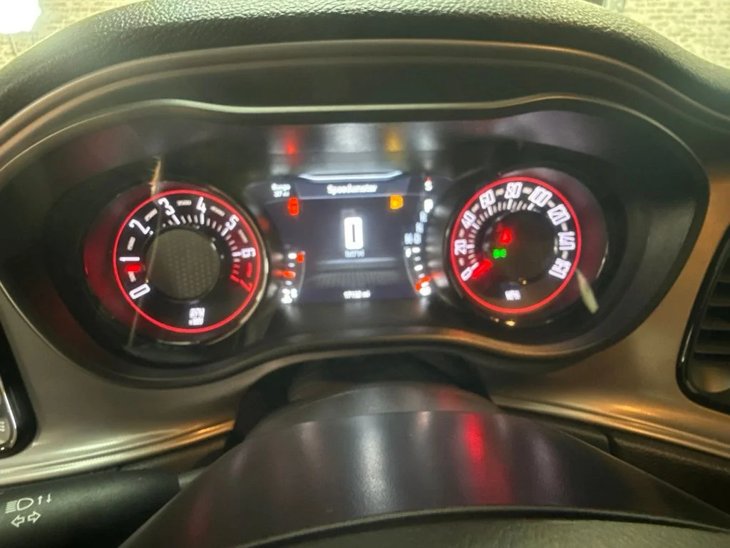 Used 2023 Triple Nickel Clearcoat Dodge SXT image 19