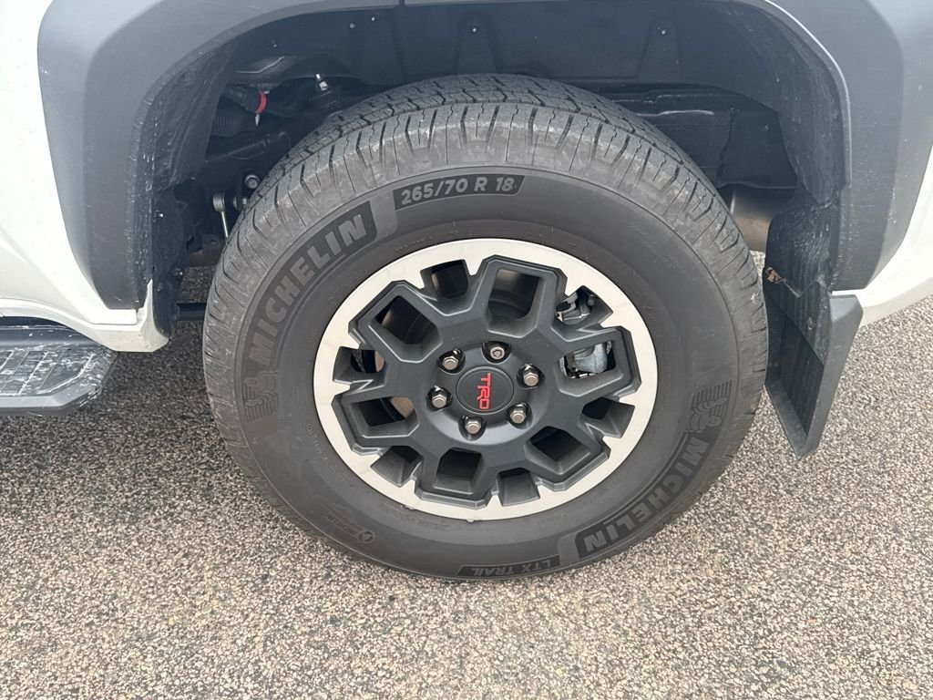 2025 Toyota 4Runner TRD Off-Road - Photo 38