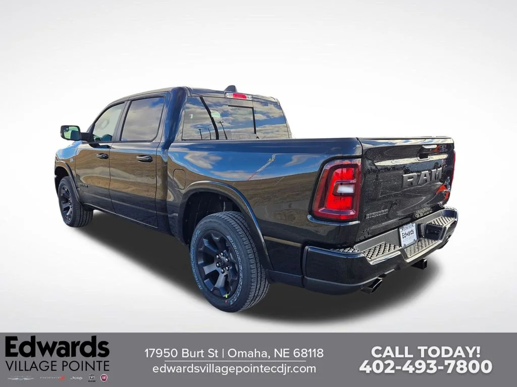New 2026 Diamond Black Crystal Pearl-Coat Exterior Paint RAM Big Horn/Lone Star image 5