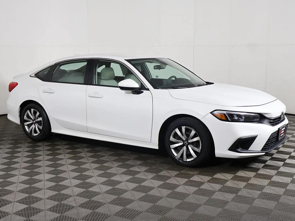 Used 2023 White Honda LX image 11