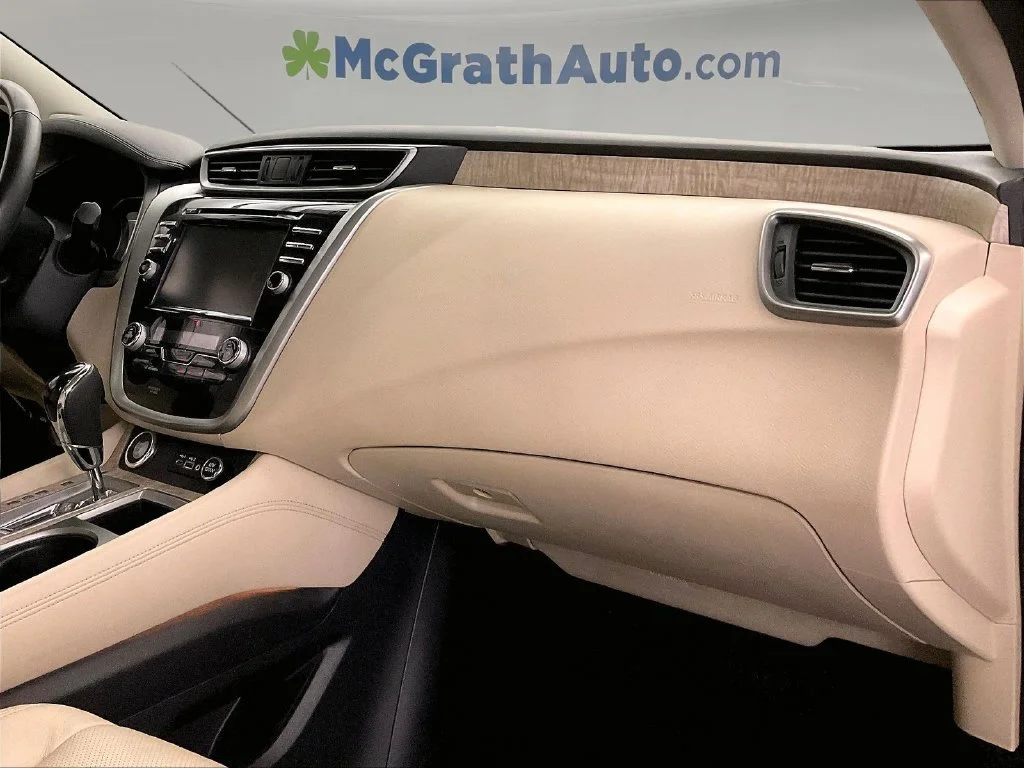 Used 2022 Gray Nissan SL image 22