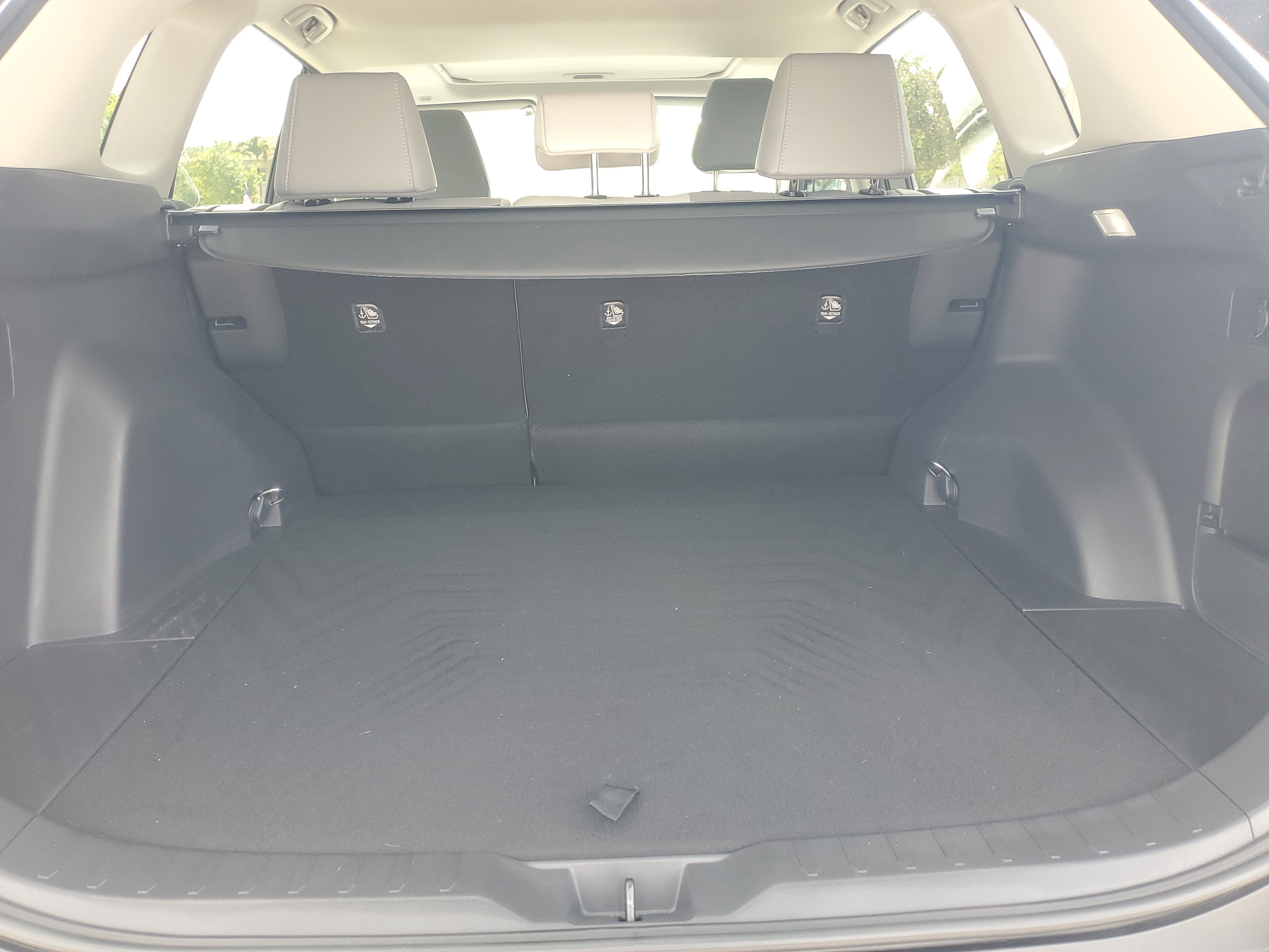 Certified Used 2023 Magnetic Gray Metallic Toyota XLE Premium image 9