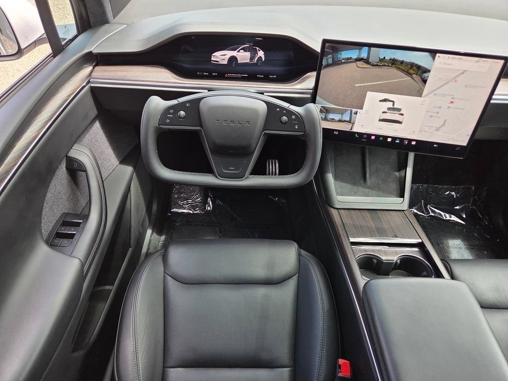 Used 2023 Pearl White Multi-Coat Tesla Standard Range image 4