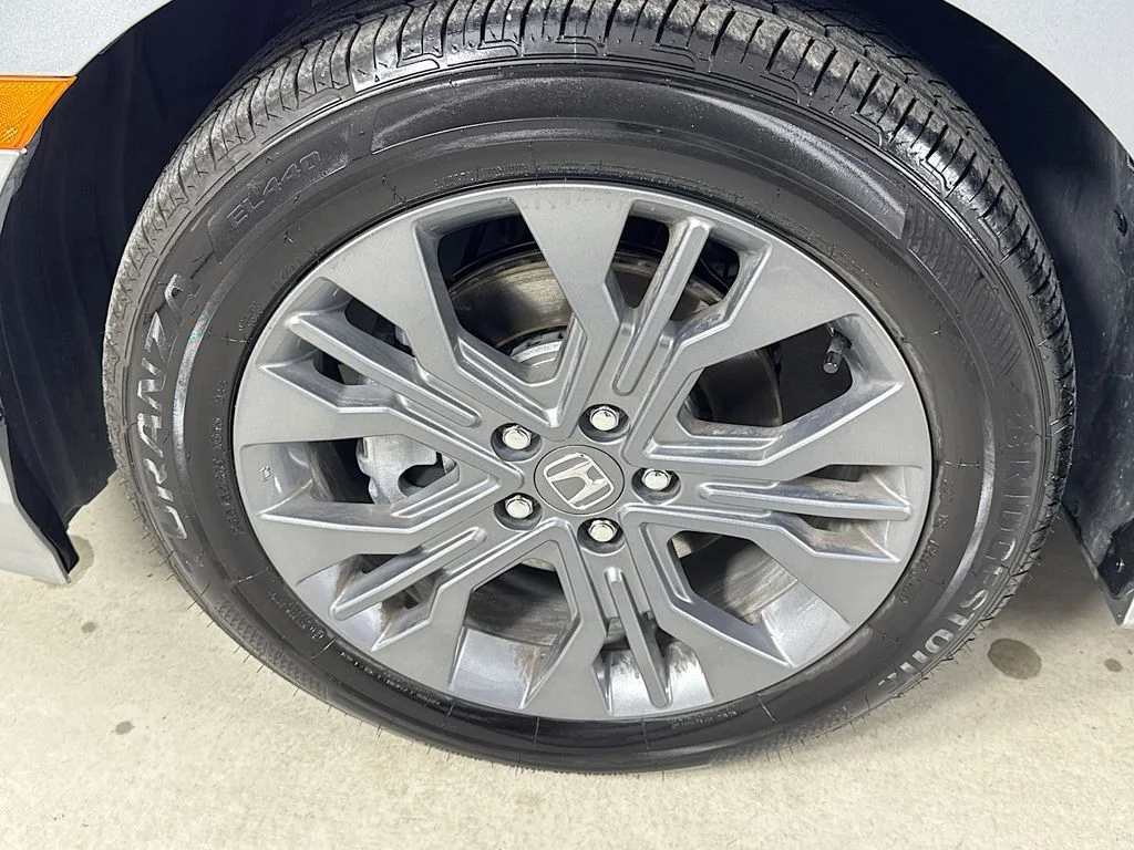 Certified Used 2026 Silver Honda Touring image 46