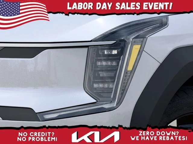 New 2026 Glacial White Pearl Kia Light Long Range RWD image 10