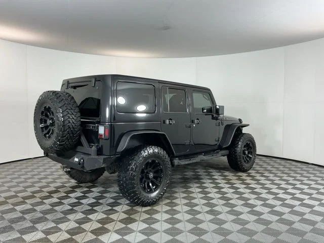 Used 2012 Black Jeep Unlimited Rubicon image 5