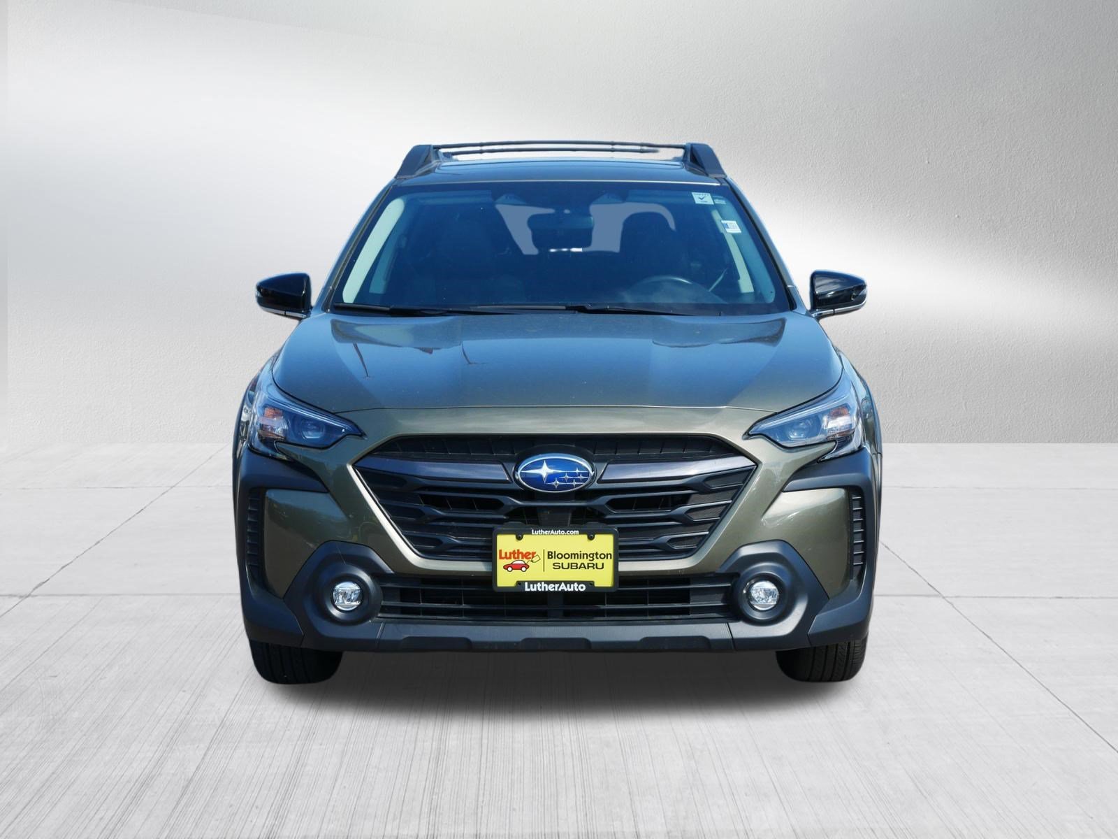 Used 2025 Autumn Green Metallic Subaru Premium image 2