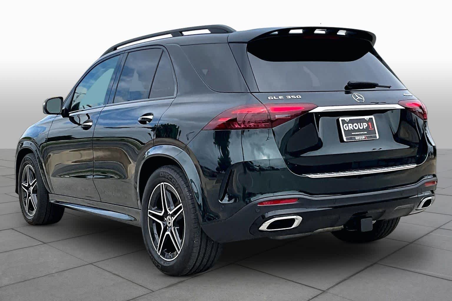 Certified Used 2025 Emerald Green Metallic Mercedes-Benz GLE 350 image 12