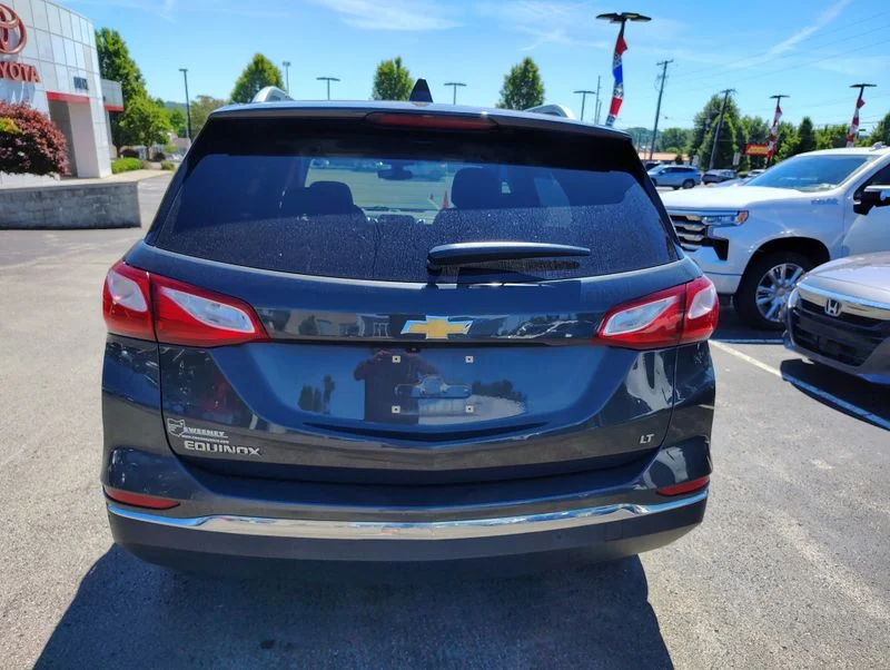 Used 2018 Gray Chevrolet LT image 5