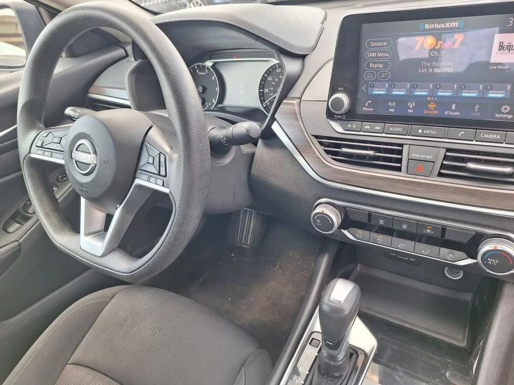 2024 Nissan Altima SV - Photo 31