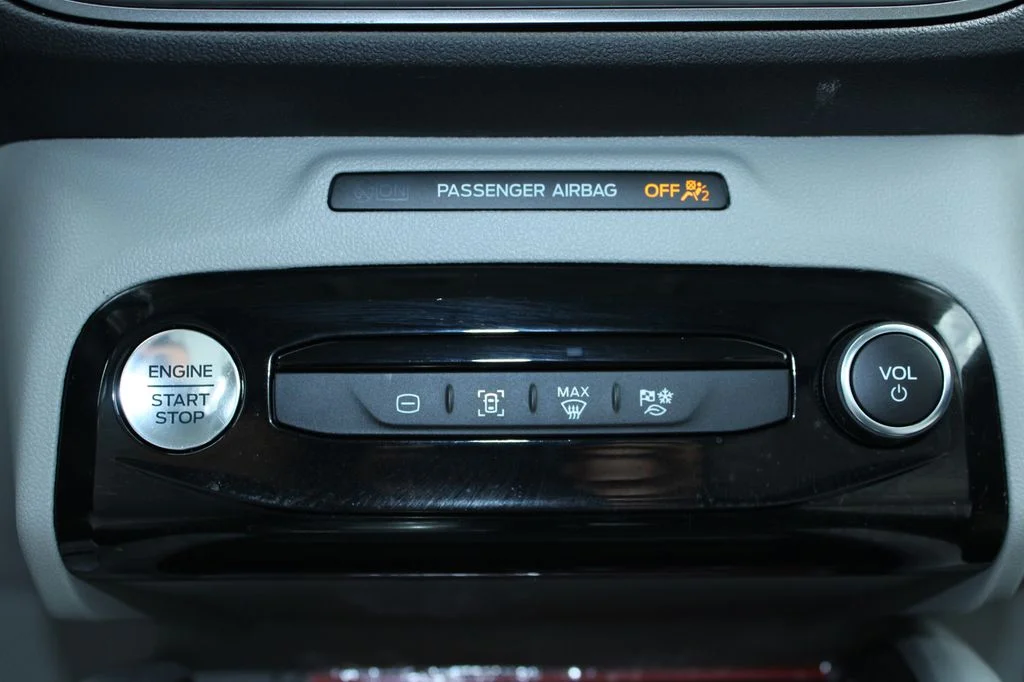 Used 2024 White Metallic Ford Base image 22