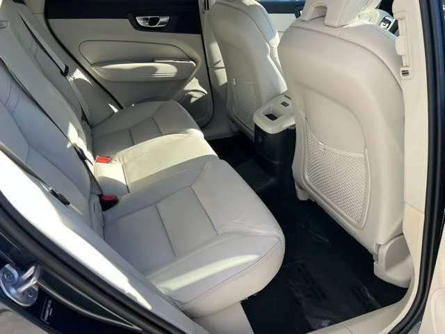 New 2026 Blue Volvo T8 Ultra image 26