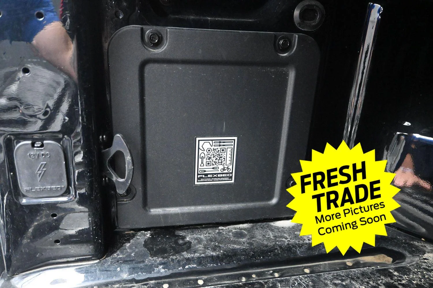 Used 2025 Shadow Black Ford XL image 15