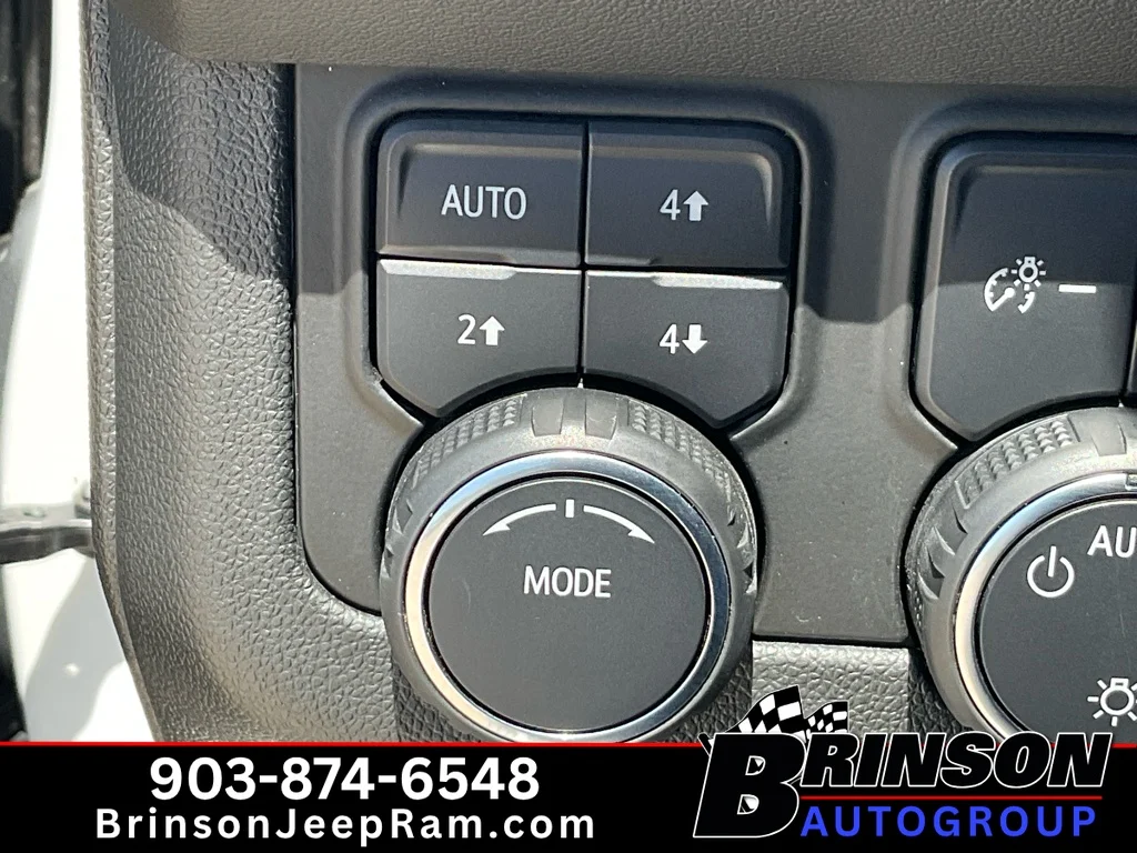 Used 2024 Iridescent Pearl Tricoat Chevrolet High Country image 37
