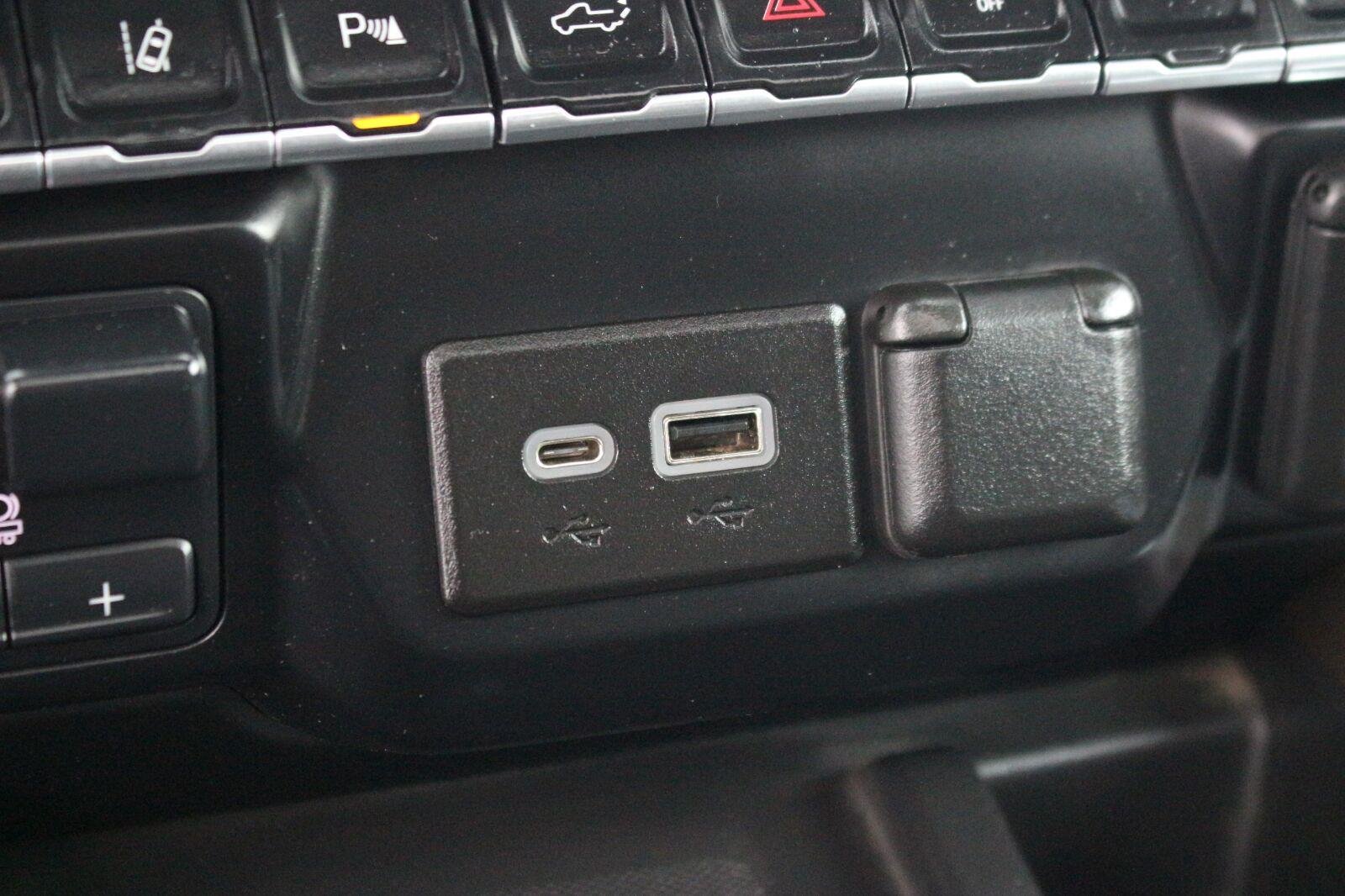 Used 2023 Ebony Twilight Metallic GMC Denali image 32