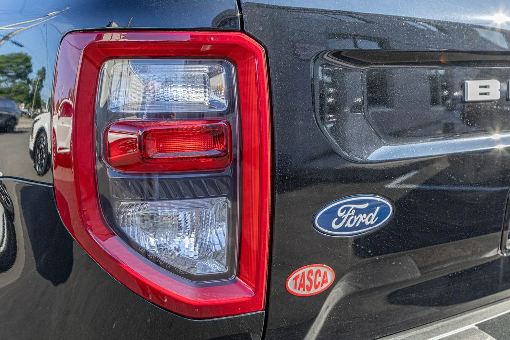 New 2026 Black Ford Outer Banks image 12