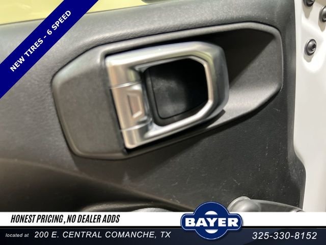 Used 2018 White Jeep Unlimited Sport image 21