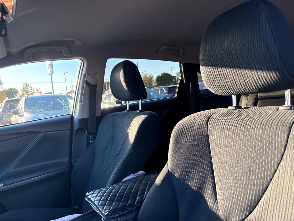 Used 2015 Black Toyota LE image 4