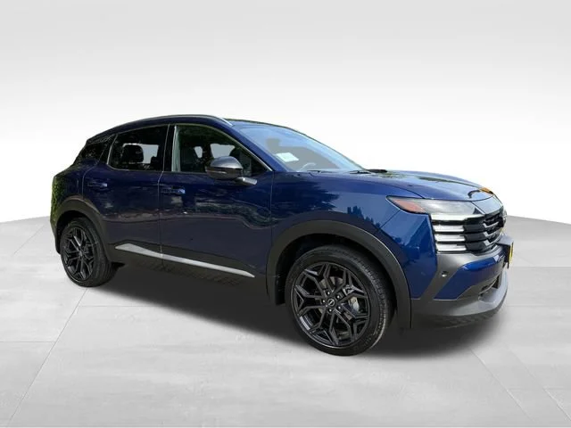 New 2026 Nissan Kicks SR