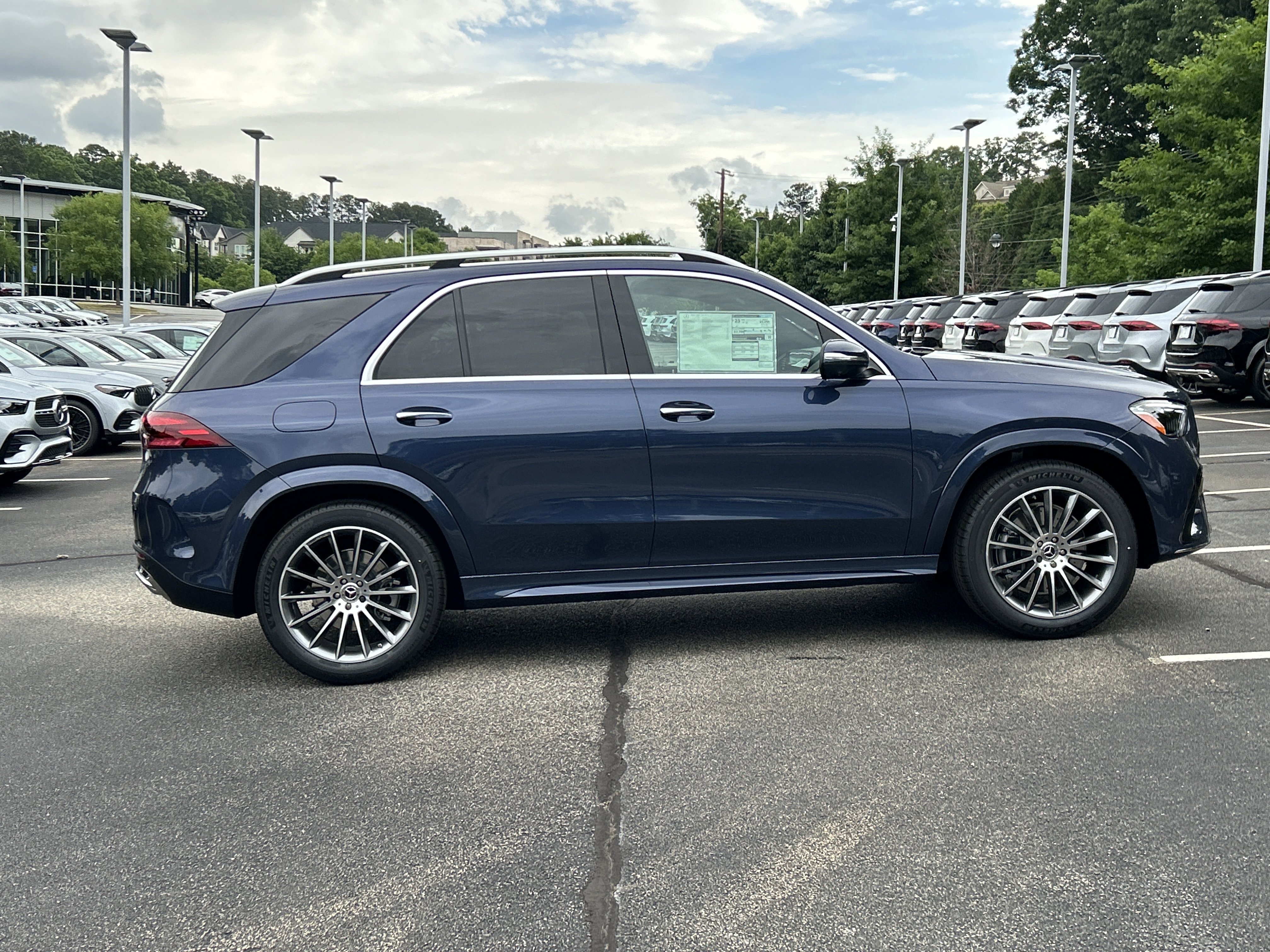 New 2026 Twilight Blue Metallic Mercedes-Benz GLE 350 SUV image 5