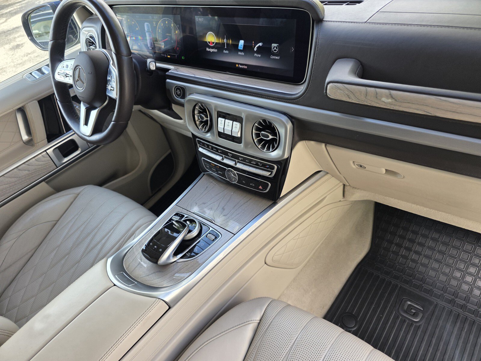 Used 2023 MANUFAKTUR Midnight Blue Mercedes-Benz G 550 image 29