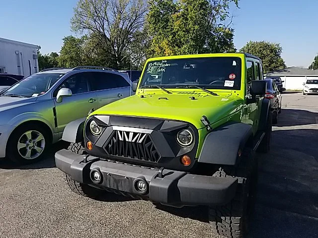 Used 2013 Green Jeep Sport image 13