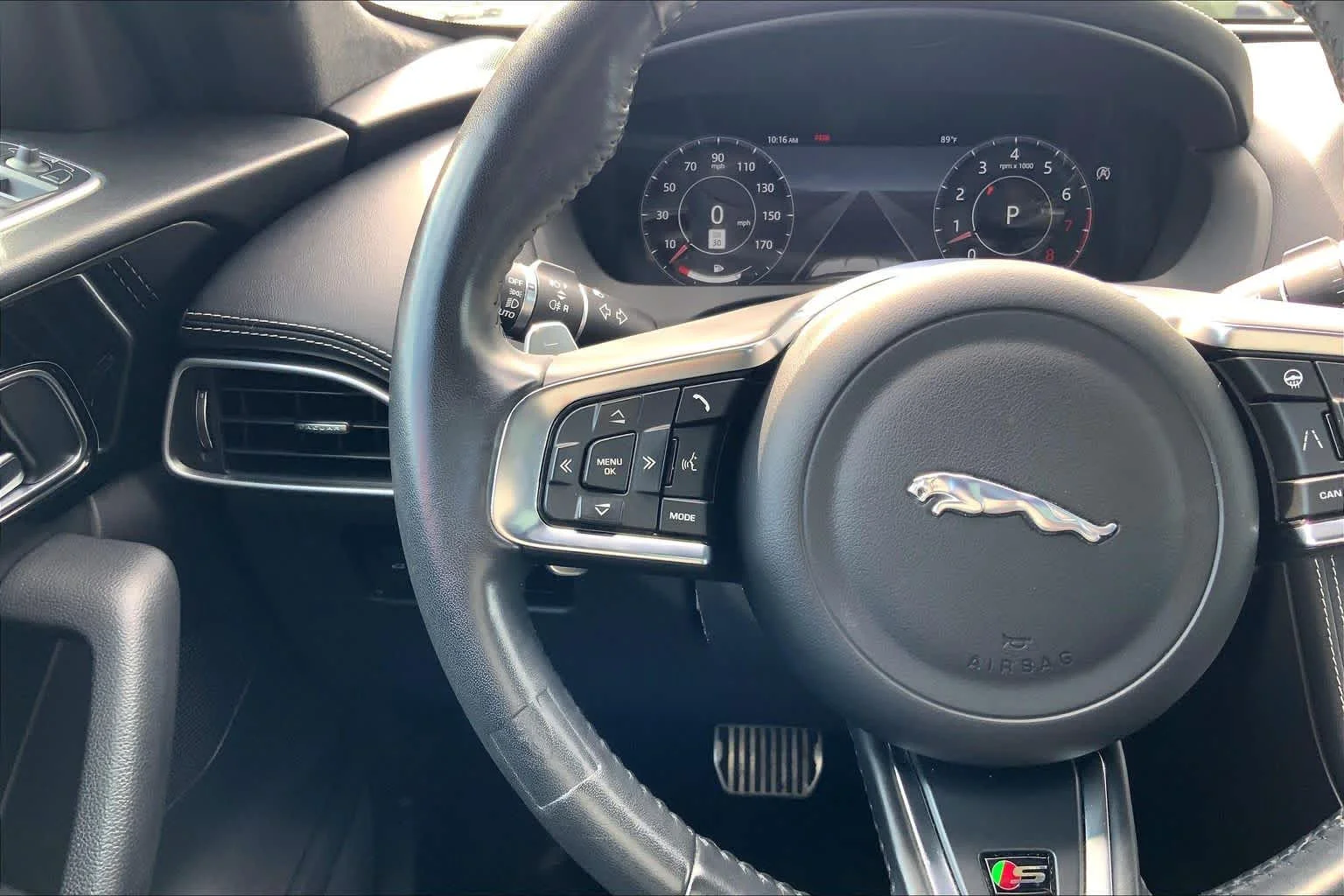 Used 2019  Jaguar S image 23