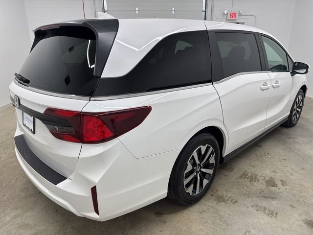 New 2026 Platinum White Pearl Honda EX-L image 5