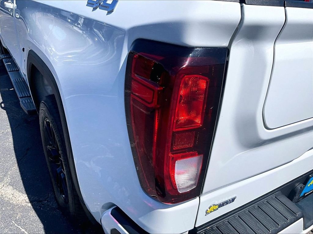 Used 2023 White GMC Elevation image 34
