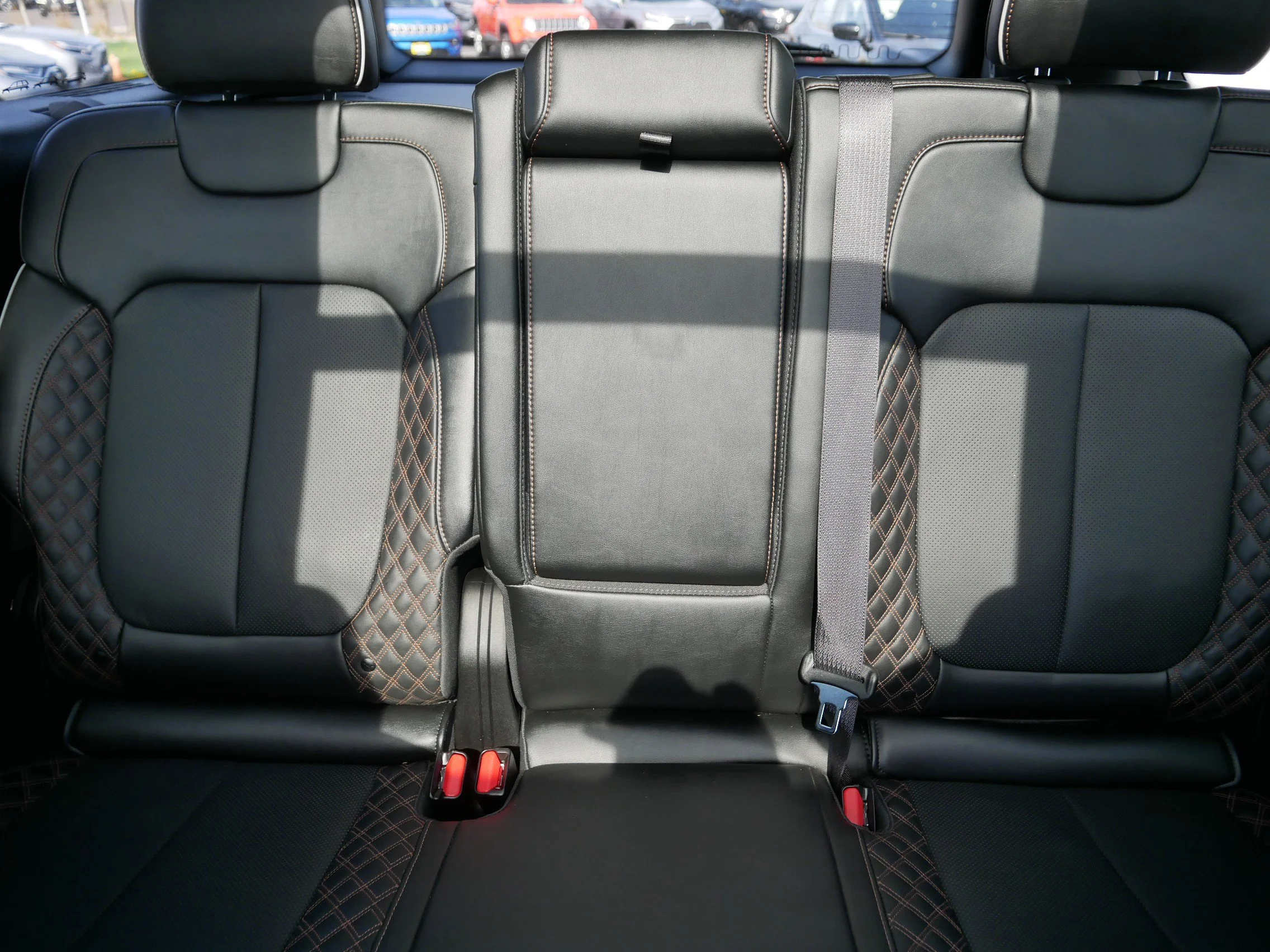 Used 2023 Velvet Red Pearlcoat Jeep Summit image 13