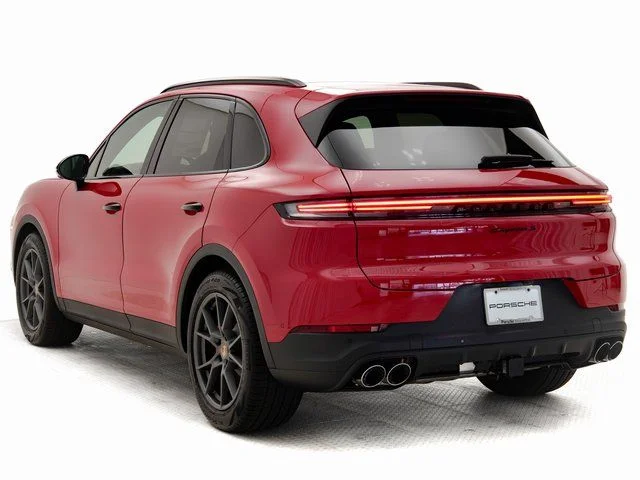 Certified Used 2025  Porsche S image 3
