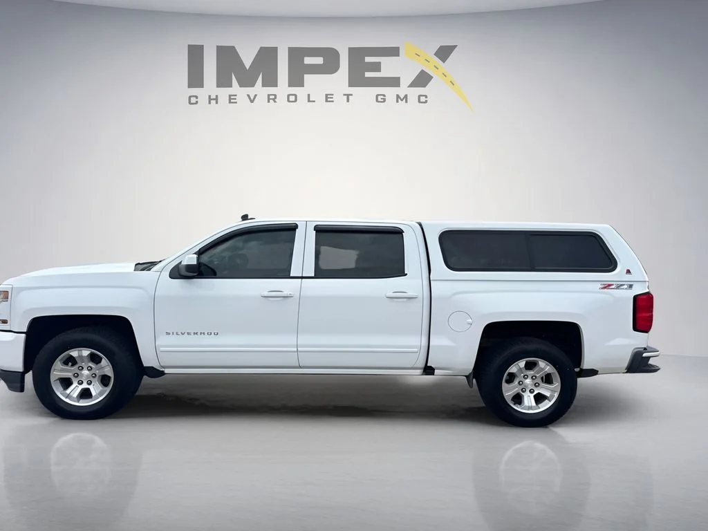 Used 2017 White Chevrolet 2LT image 2